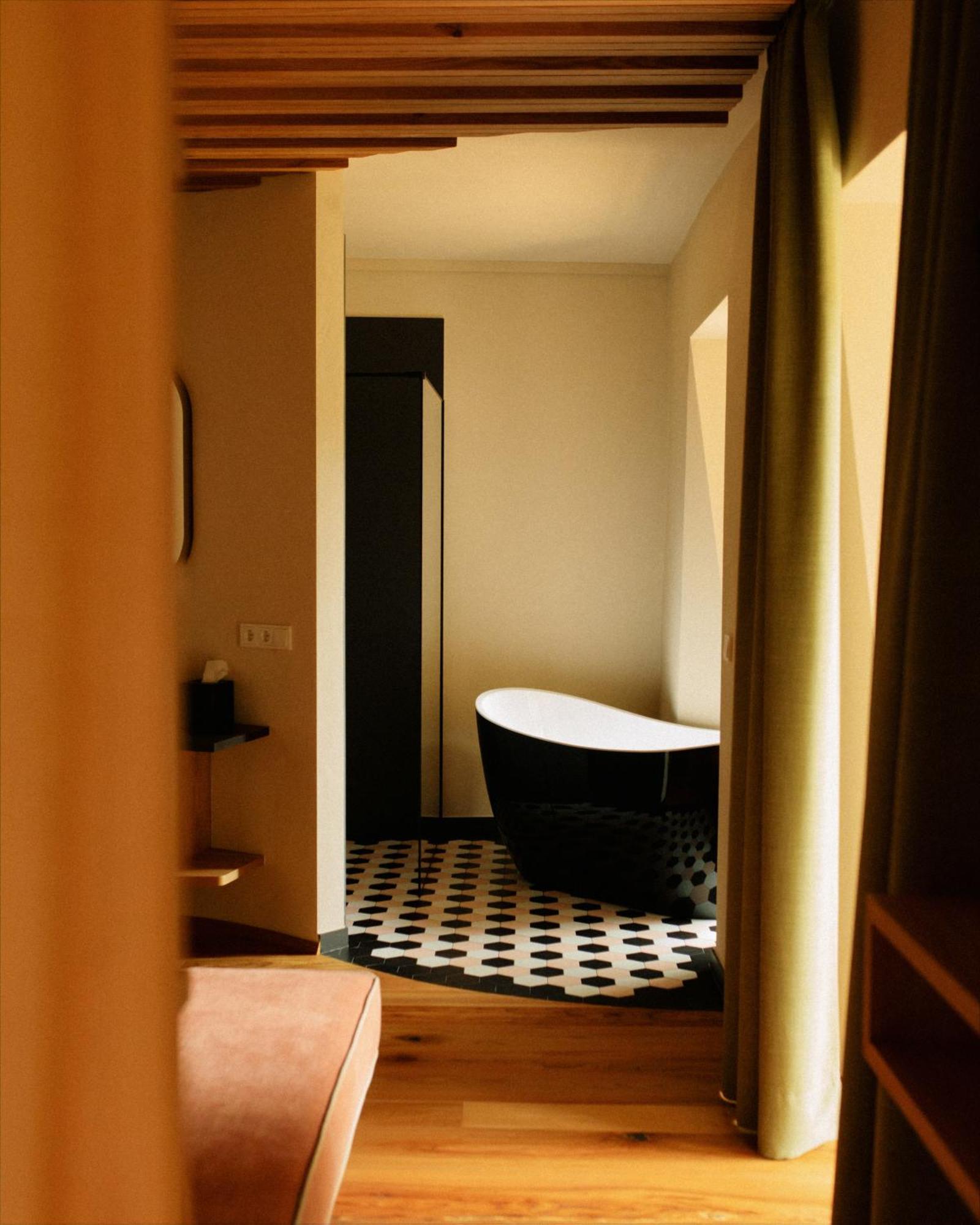 Langenmantel Historic Suites تيرمينو المظهر الخارجي الصورة
